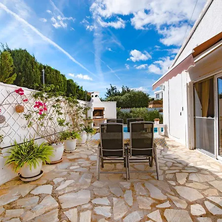 Sunbathing With Private Swimming Pool