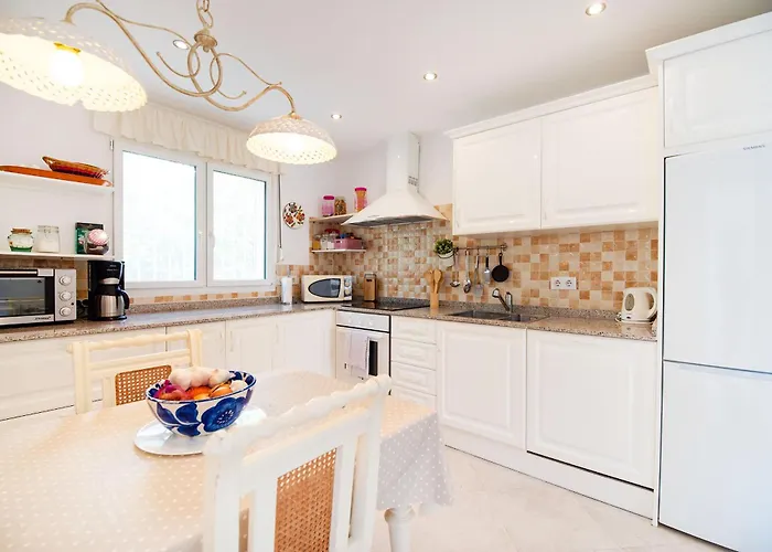 Sunbathing With Private Swimming Pool